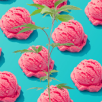 STRAWBERRY ICE CREAM STECKLING
