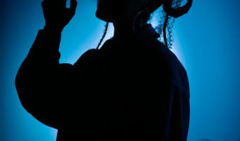 CBD Erfahrungen im Alltag mit Fokus auf Entspannung und Wohlbefinden